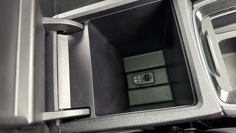 MG Hs 1.5 T-GDI PHEV Exclusive 5dr Auto Hatchback